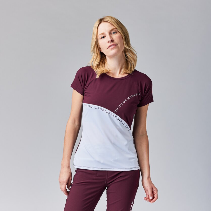 Martini Sportswear - VIA Shirt Straight W - T-Shirts in  - product.alttext.Vorderansicht Model - Donna