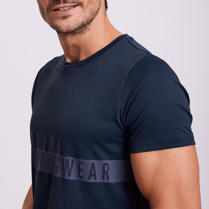 Martini Sportswear - FAVOURITE - T-Shirts in black-carbon - Detail 2 - Herren