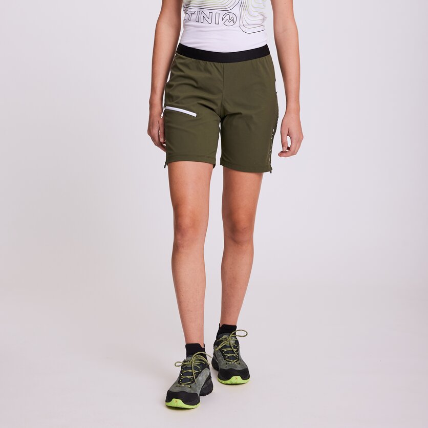 Martini Sportswear - AURA - Shorts in  - product.alttext.Vorderansicht Model - Donna