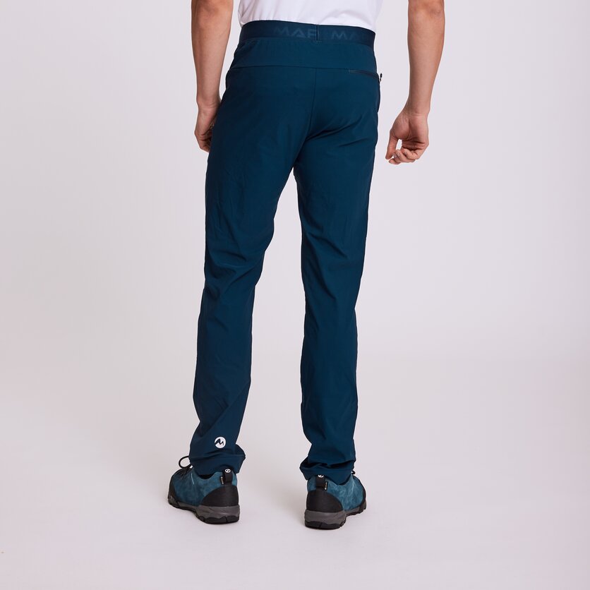 Martini Sportswear - FERRATA - Long pants in true navy - product.alttext.Rückansicht Model - Men