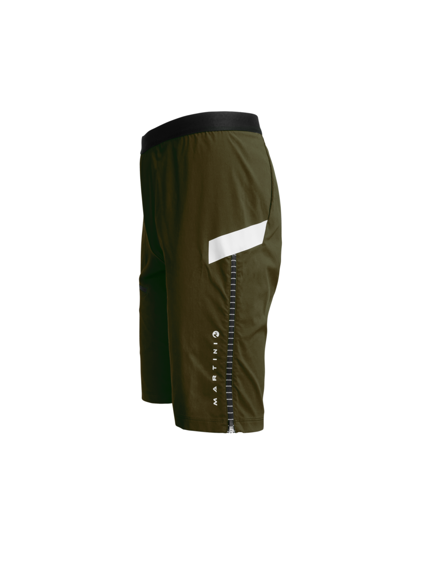 Martini Sportswear - CLIPPER - Shorts in olive-white - side view - Men
