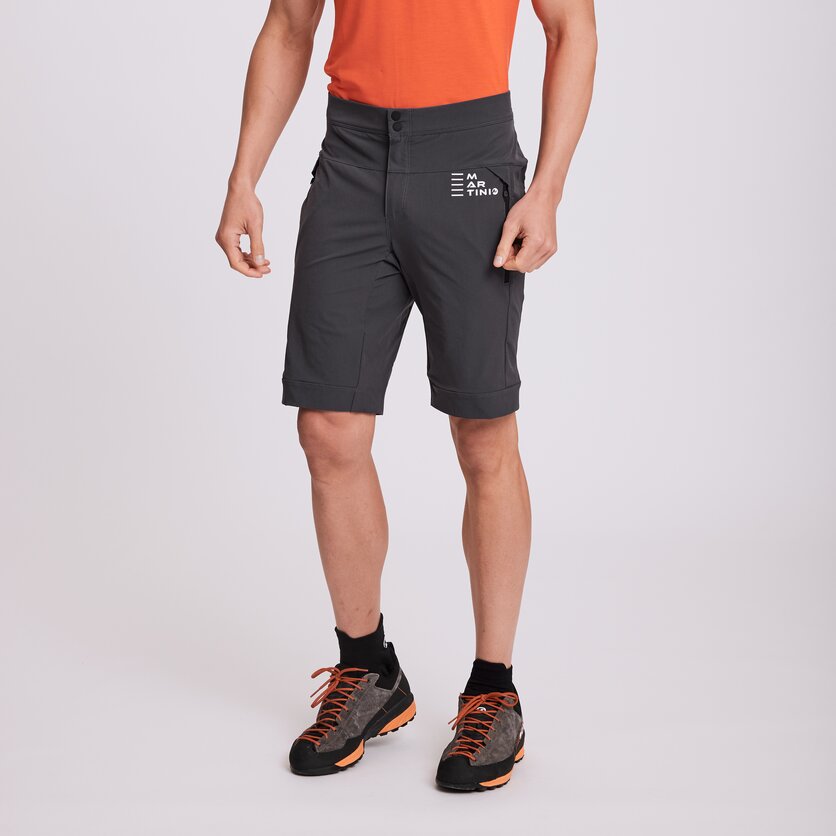 Martini Sportswear - VISO - Shorts in black - front view model - Men