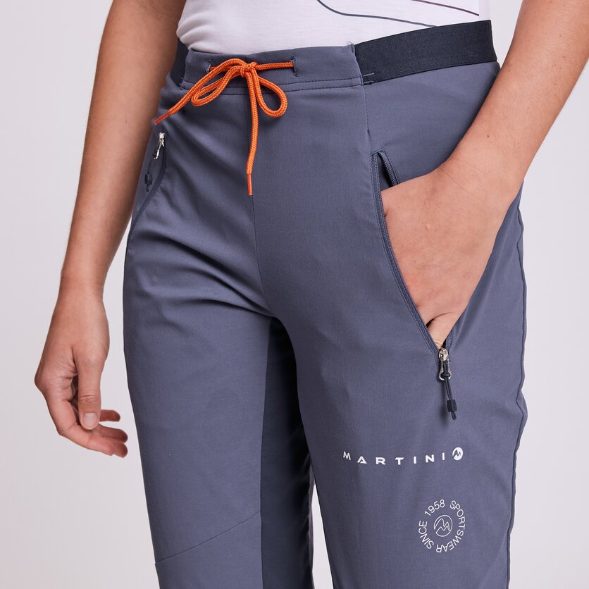 Martini Sportswear - MAGGIORE "L" - Pantaloni lunghi a taglio lungo in  - product.alttext.Detail 1 - Donna