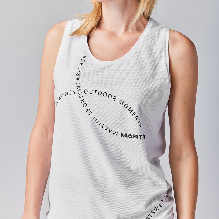 Martini Sportswear - FIRSTLIGHT Sleeveless Shirt Straight W - Tops in white - product.alttext.Detail 2 - Damen