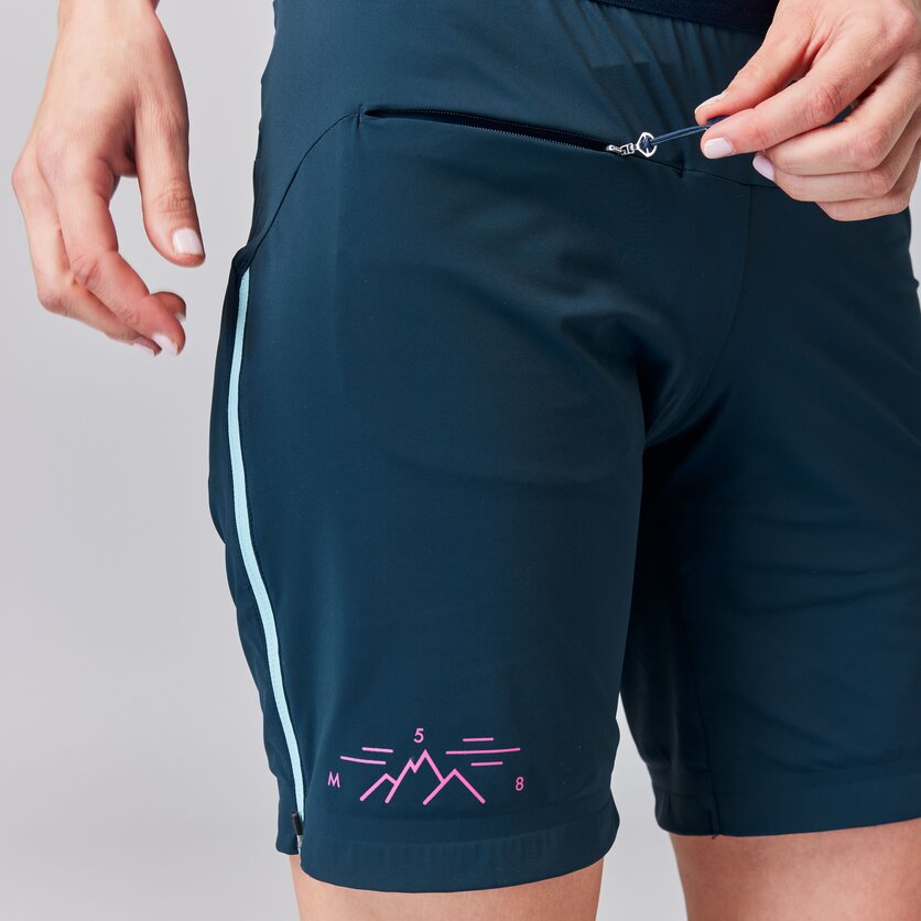 Martini Sportswear - TREKTECH Shorts W - Kurze Hosen in true navy - product.alttext.Detail 2 - Damen