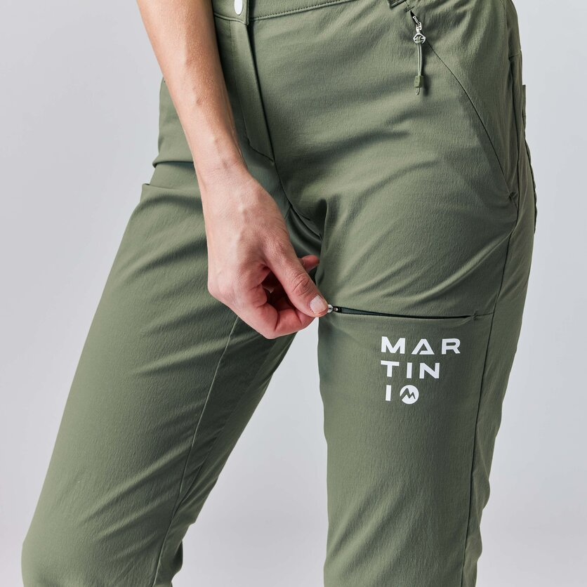 Martini Sportswear - HIGHVENTURE Pants W - Lange Hosen in mosstone - Detail 2 - Damen