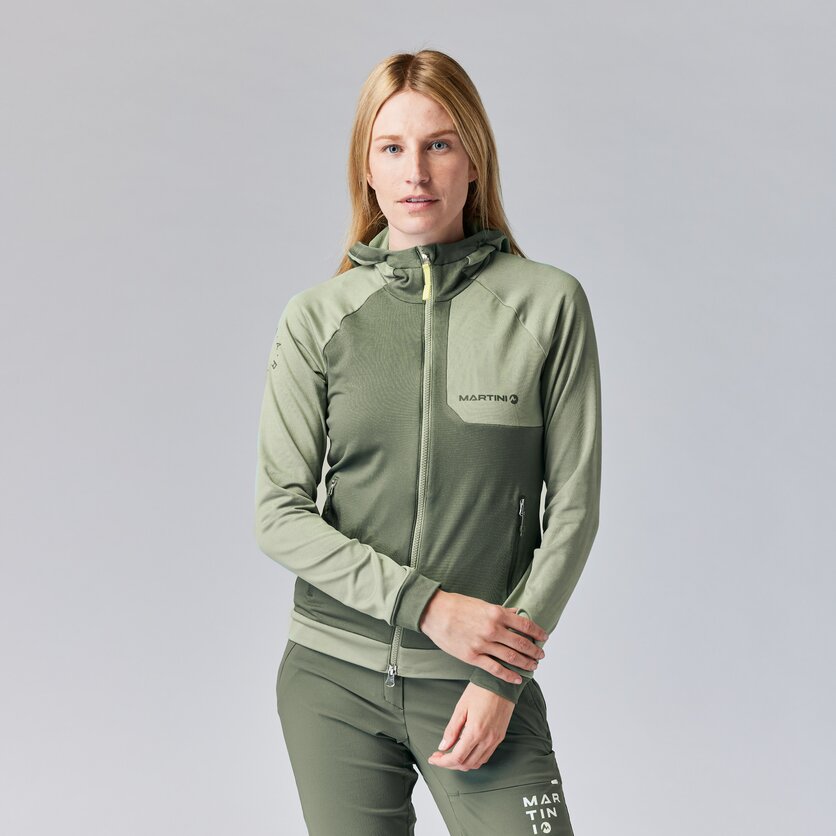 Martini Sportswear - HIGHVENTURE Midlayer Jacket W - Pile in  - product.alttext.Vorderansicht Model - Donna