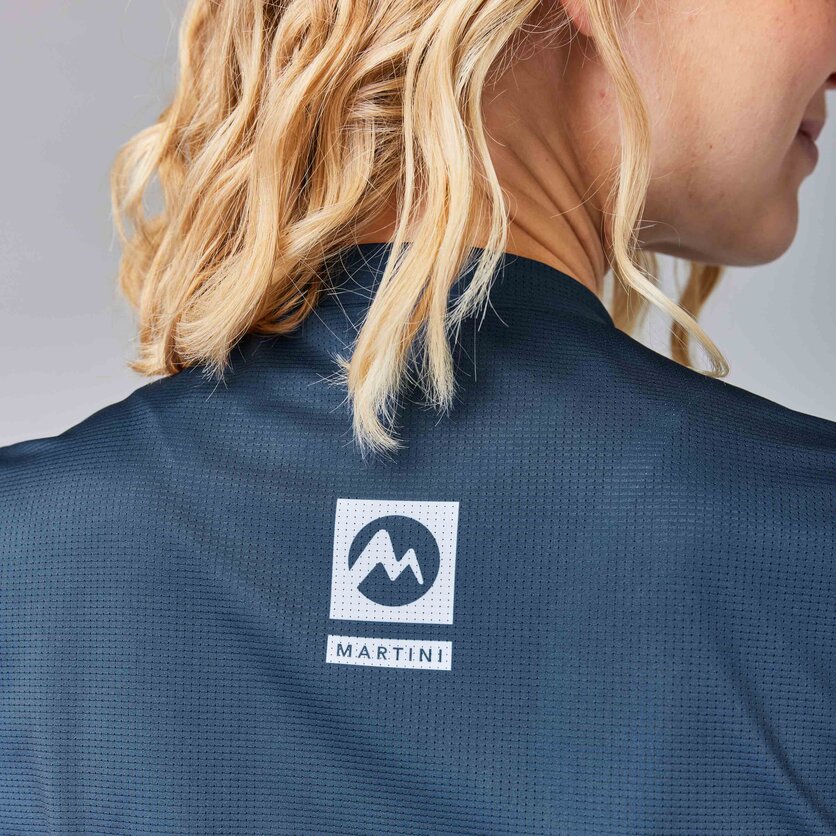 Martini Sportswear - FLOWTRAIL Halfzip Shirt W - T-Shirts in true navy-skylight - product.alttext.Detail 2 - Women