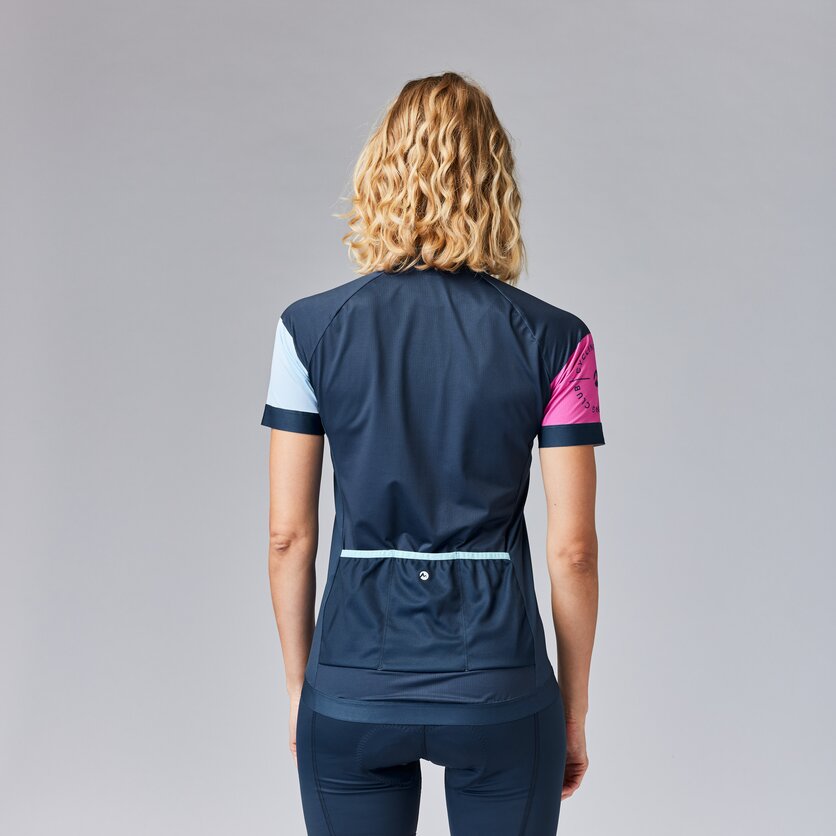 Martini Sportswear - FLOWTRAIL Zip Shirt Straight W - T-Shirts in true navy-blush - product.alttext.Rückansicht Model - Women