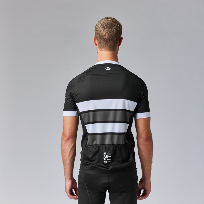 Martini Sportswear - FLOWTRAIL Zip Shirt Dynamic M - T-Shirts in black-steel - front view model - Men