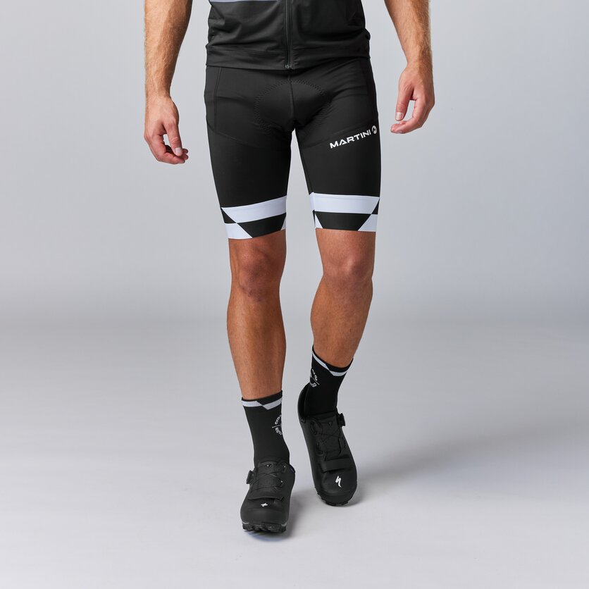 Martini Sportswear - FLOWTRAIL Shorts M - Kurze Hosen in black - product.alttext.Vorderansicht Model - Herren