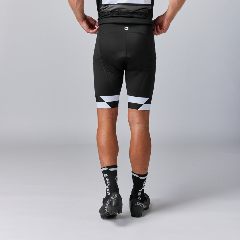 Martini Sportswear - FLOWTRAIL Shorts M - Kurze Hosen in black - product.alttext.Rückansicht Model - Herren