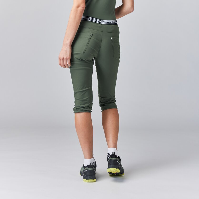 Martini Sportswear - VIA Capri Pants W - Pantaloni capri in  - product.alttext.Rückansicht Model - Donna