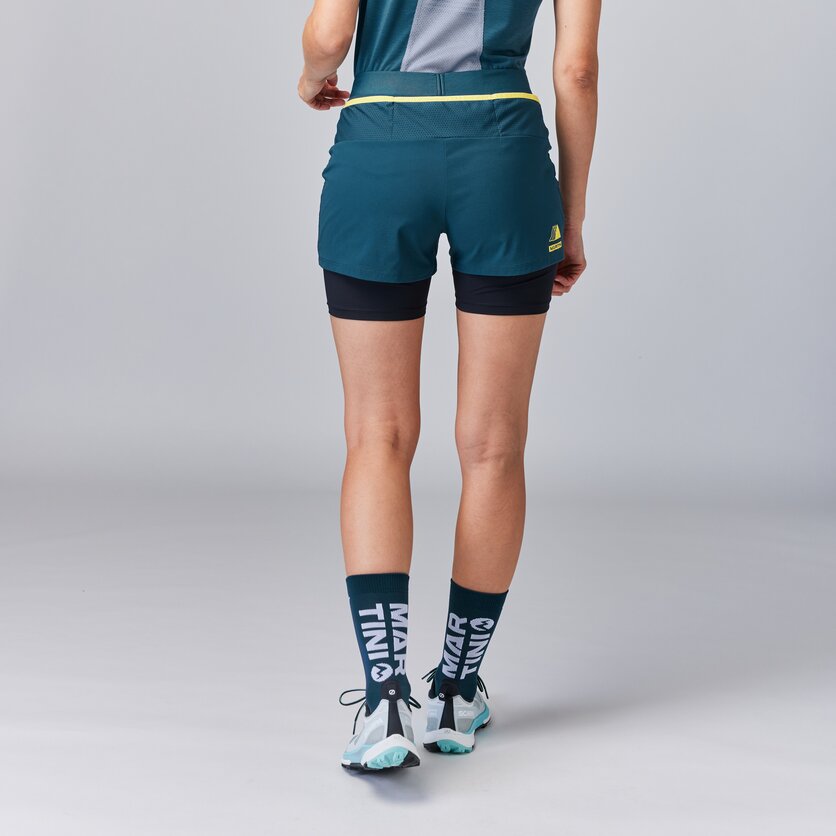 Martini Sportswear - PACEMAKER 2in1 Shorts W - Kurze Hosen in true navy - product.alttext.Rückansicht Model - Damen