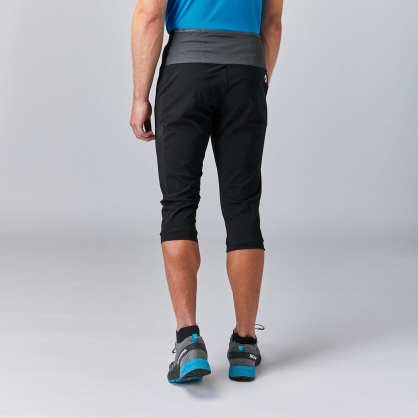 Martini Sportswear - PACEMAKER Capri Pants M - Pantaloni capri in  - product.alttext.Rückansicht Model - Uomo