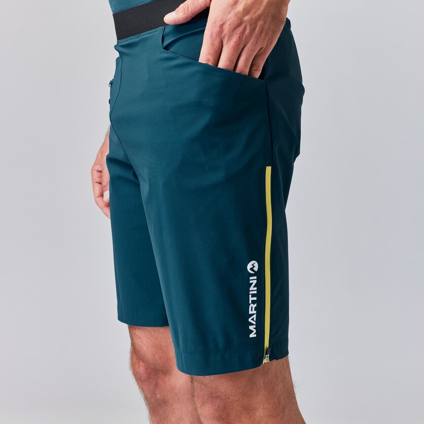 Martini Sportswear - ALPMATE Shorts Straight M - Shorts in  - product.alttext.Detail 1 - Uomo