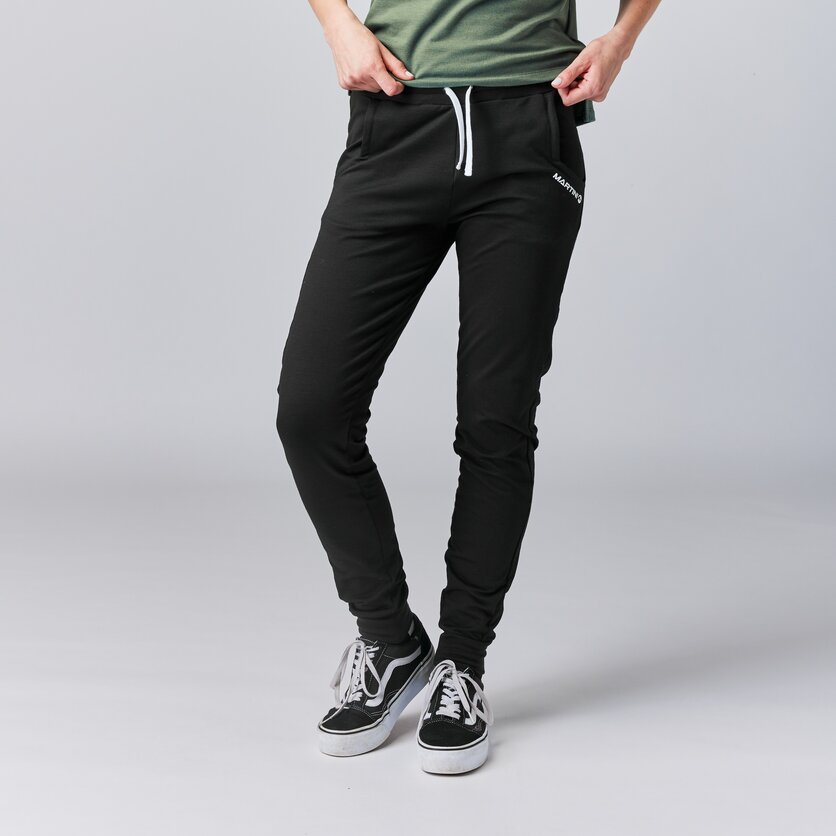 Martini Sportswear - SUNDOWNER Pants W - Long pants in true navy - product.alttext.Vorderansicht Model - Women