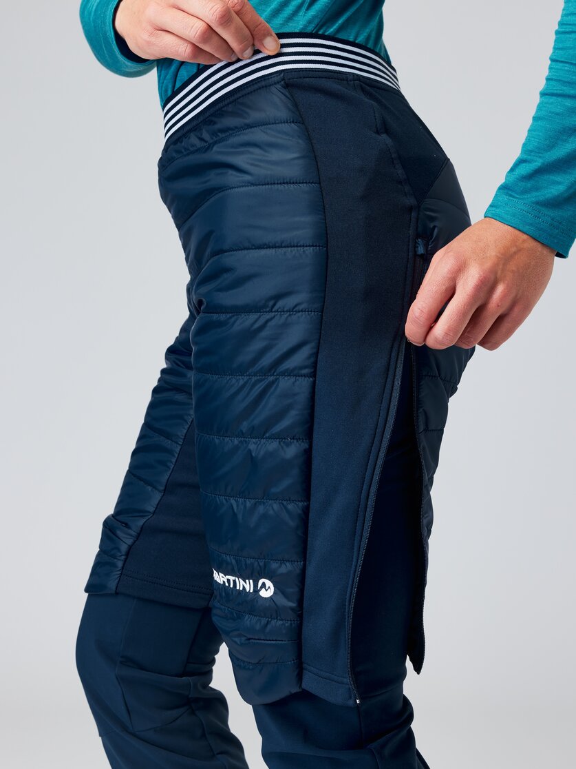Martini Sportswear - WAY BACK - Insulated shorts in true navy - Detail 4 - Women