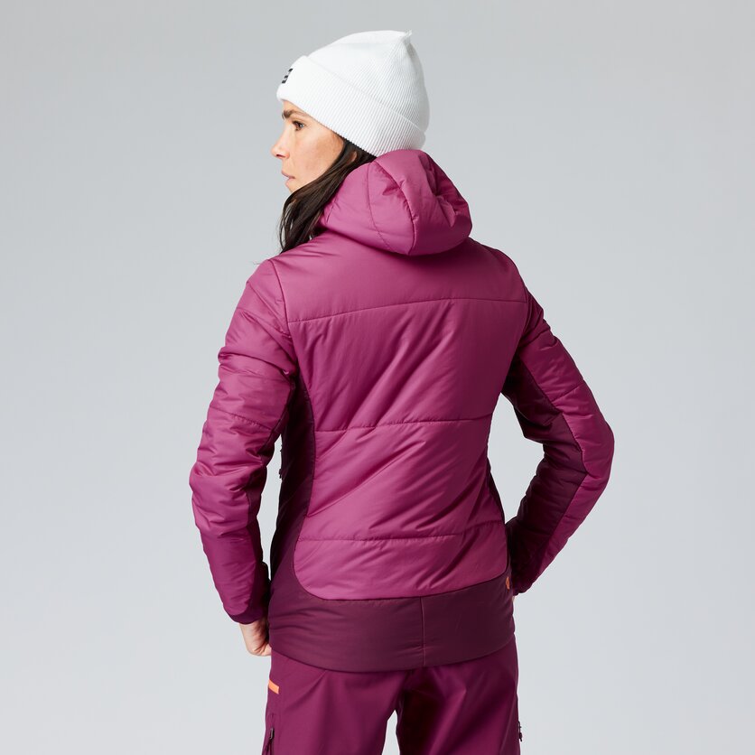 Martini Sportswear - HIGHEST.MTN - Primaloft & Gloft Jackets in hollyhock-plume-poppy - product.alttext.Rückansicht Model - Women