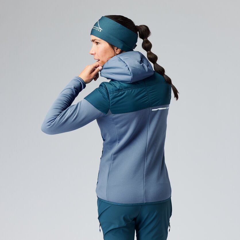 Martini Sportswear - ANVIL - Hybrid jackets in plume-hollyhock - product.alttext.Rückansicht Model - Women