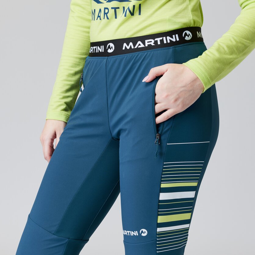 Martini Sportswear - DESIRE "K" - Pantaloni lunghi a taglio corto in true navy-poppy - Dettaglio 1 - Donna