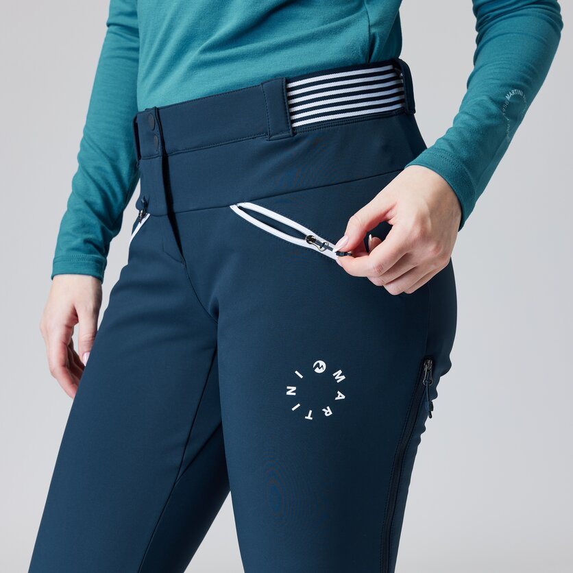 Martini Sportswear - PORDOI "K" - Pantaloni lunghi a taglio corto in black - Dettaglio 2 - Donna