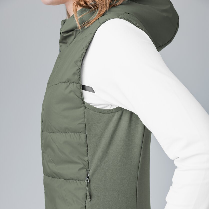 Martini Sportswear - Horizon Hybrid Vest Primaloft® W - Westen in white-black - product.alttext.Detail 6 - Damen