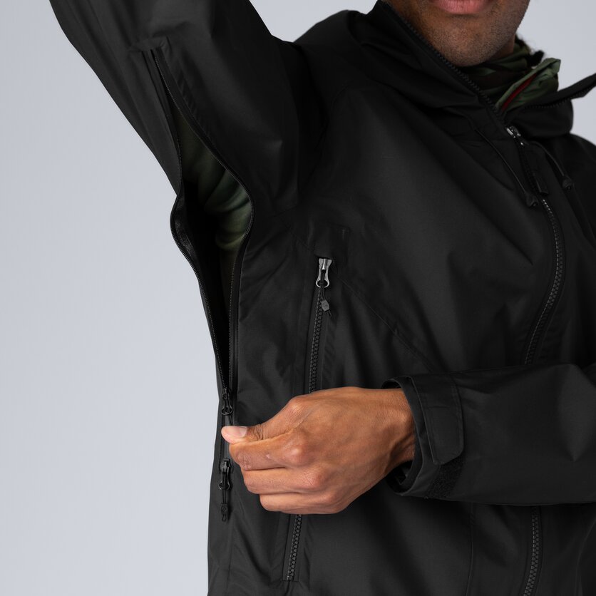 Martini Sportswear - Yalca 2.5L Jacket M - Giacche Hardshell in black - product.alttext.Detail 5 - Uomo