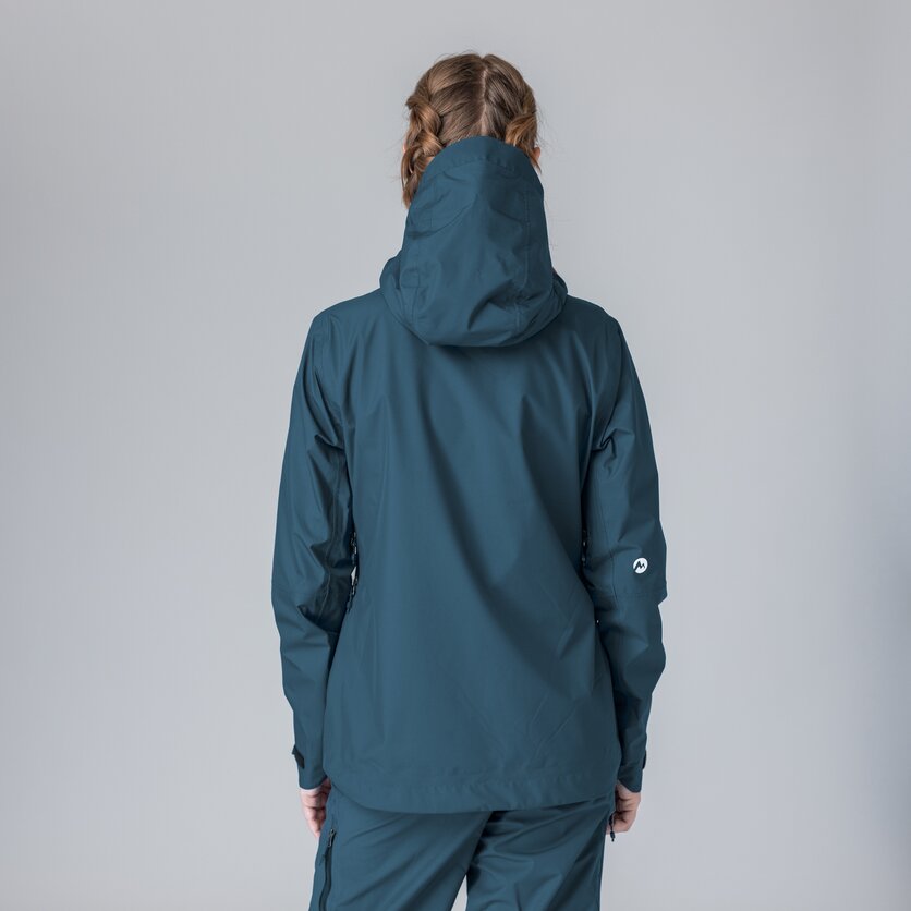 Martini Sportswear - Yalca 2.5L Jacket W - Giacche Hardshell in poseidon/surf - product.alttext.Rückansicht Model - Donna