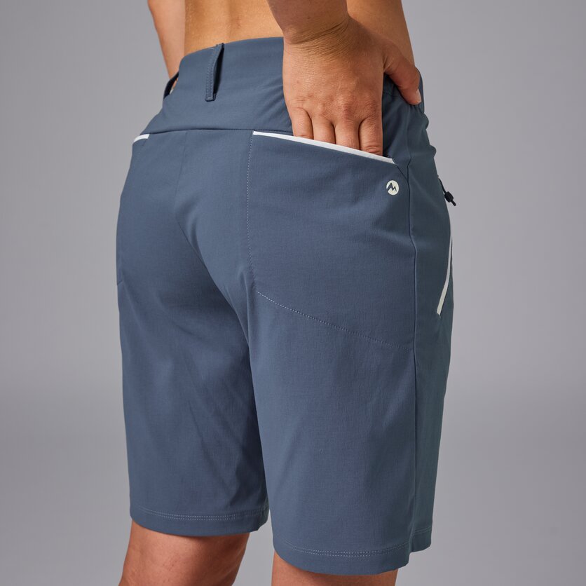 Martini Sportswear - Via Shorts W - Shorts in black - Detail 4 - Women