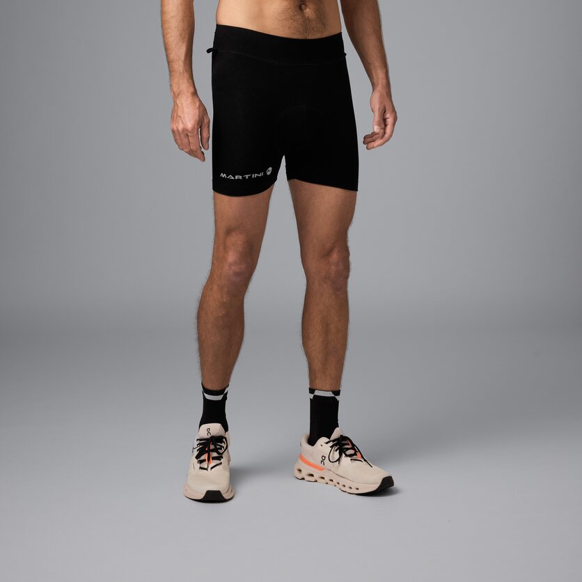 Martini Sportswear - Flowtrail Clip In Shorts M - Shorts in black - vista frontale modello - Uomo